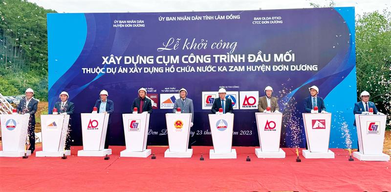 Lãnh đạo tỉnh, địa phương thực hiện nghi thức khởi công hồ chứa nước Ka Zam