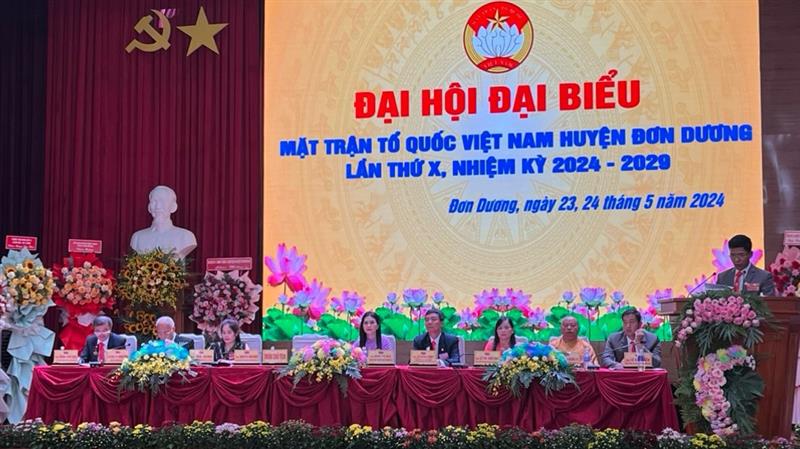 Đoàn Chủ tịch điều hành Đại hội