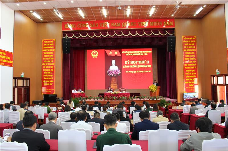Quang cảnh kỳ họp