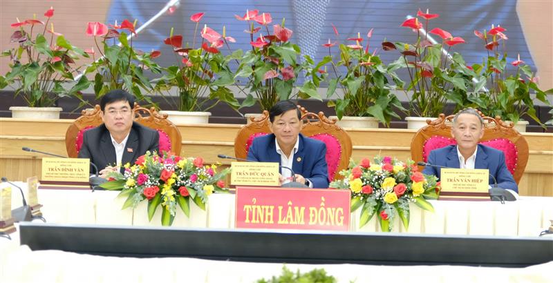 Các đồng chí Thường trực Tỉnh ủy Lâm Đồng tham dự hội nghị tại điểm cầu Tỉnh ủy Lâm Đồng