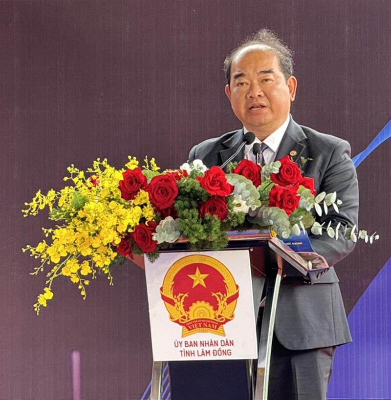 Đồng chí Dương Đức Đại - Chủ tịch UBND huyện Đơn Dương phát biểu tại buổi lễ